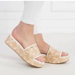Michael Kors* Ember Empire - Platform Sandal
